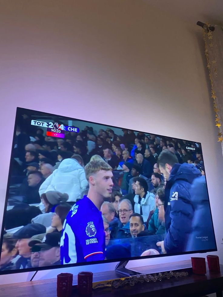 Verified customer television streaming IPTVON live football broadcast