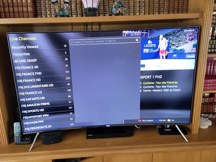 Living room smart TV streaming IPTVON movies and television series
